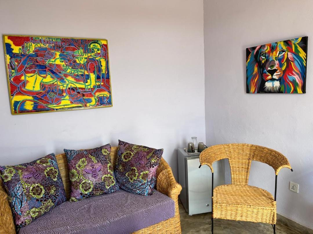 Amazi Land Home And Farm Stay Kibuye ภายนอก รูปภาพ